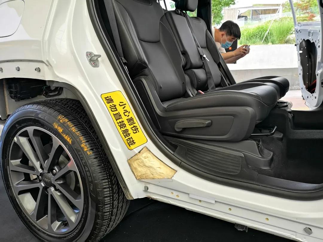 jeep发动机是哪国的_Jeep全路况通行能力_Jeep品牌核心内涵