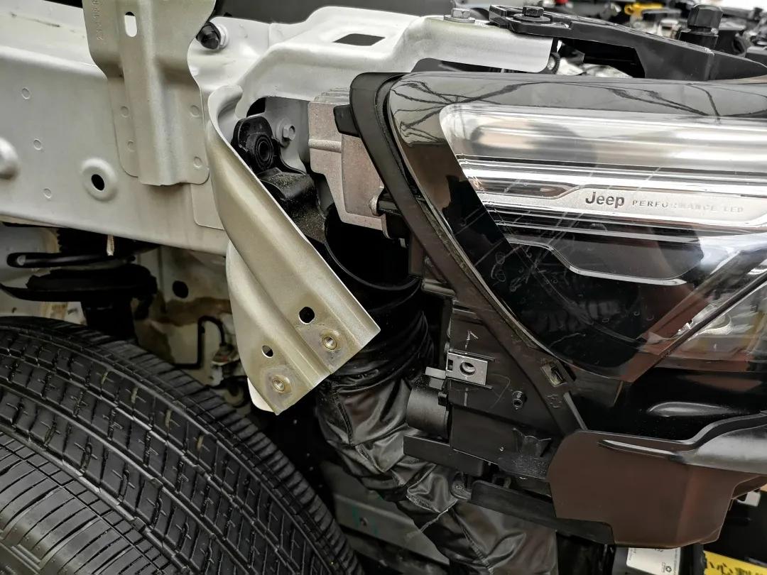 Jeep全路况通行能力_jeep发动机是哪国的_Jeep品牌核心内涵