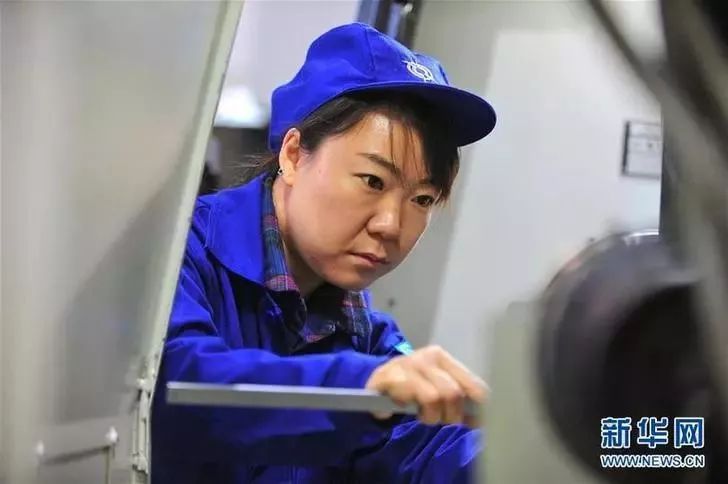 内蒙古一机集团四分公司_车工最难技术_数控车工赵晶