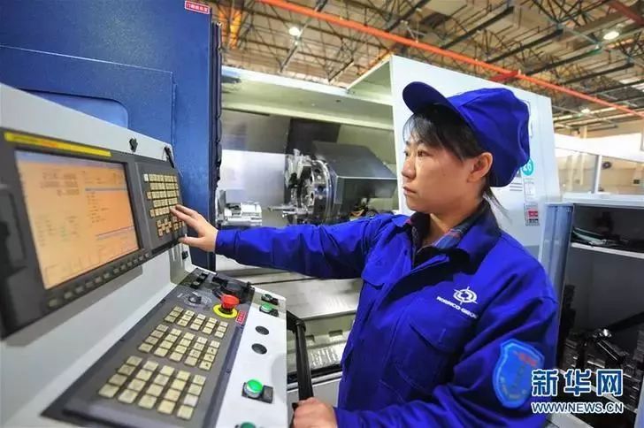 内蒙古一机集团四分公司_车工最难技术_数控车工赵晶