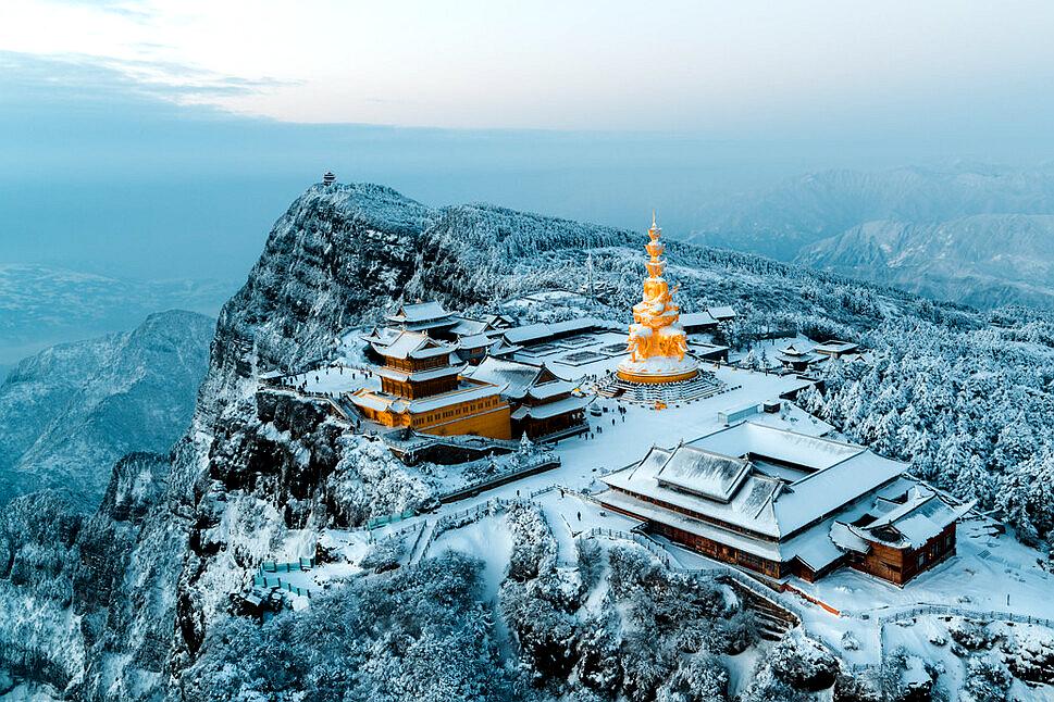 峨眉山游览路线_峨眉山旅游省钱方法_峨眉山穷游攻略