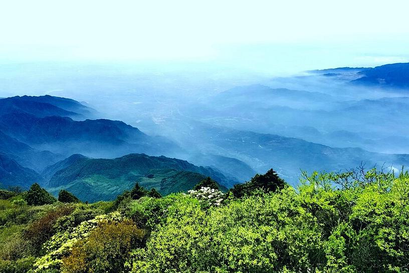 峨眉山旅游省钱方法_峨眉山游览路线_峨眉山穷游攻略