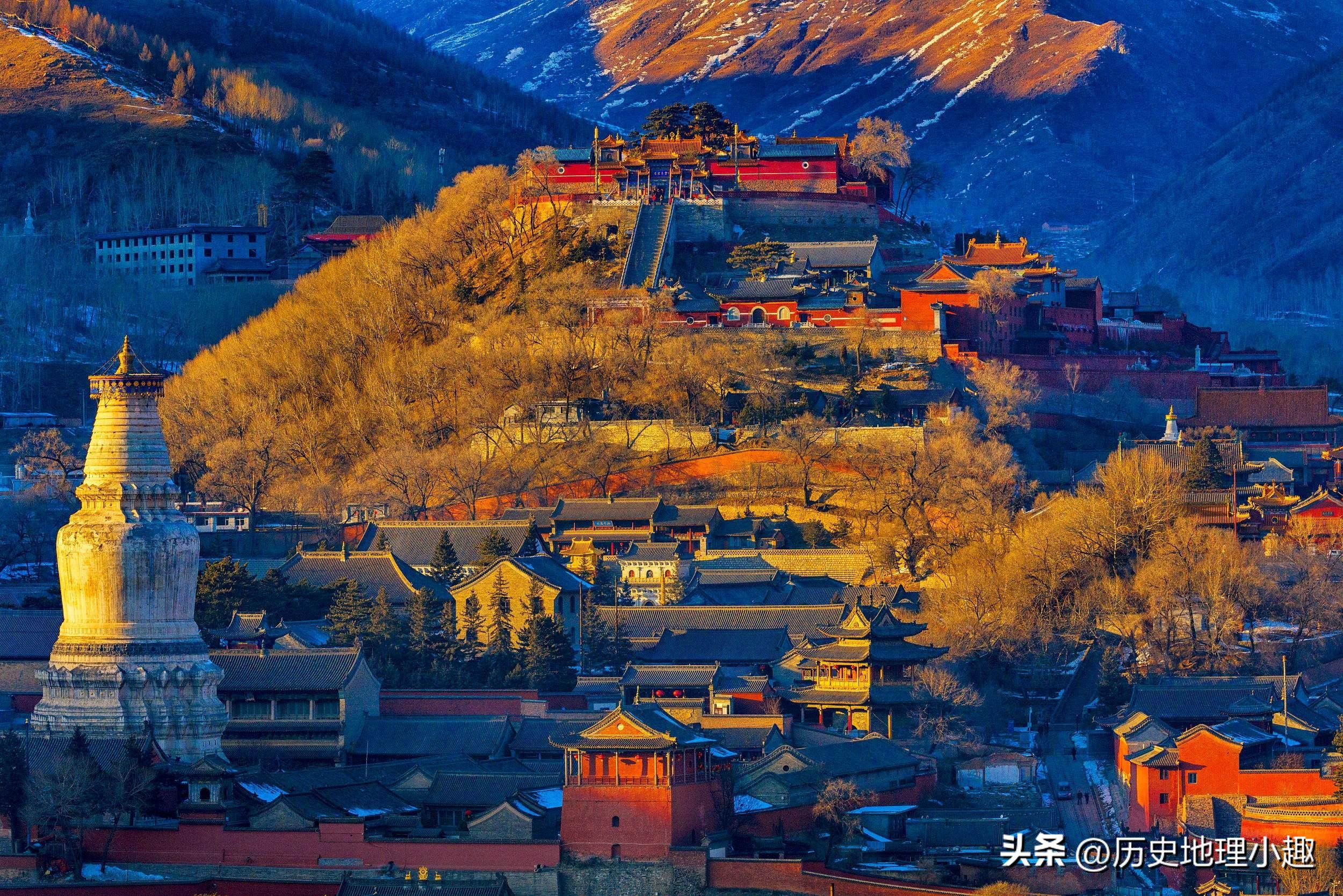 峨眉山游览路线_峨眉山佛教名山徒步路线_峨眉山金顶索道攻略