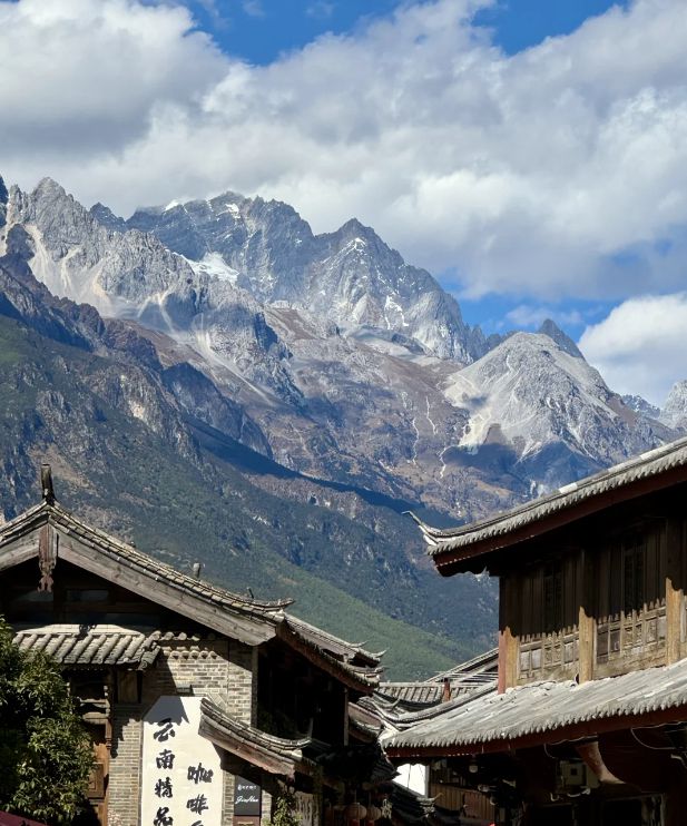 丽江三天两晚旅游攻略_丽江3日游最佳路线_丽江黑龙潭旅游攻略
