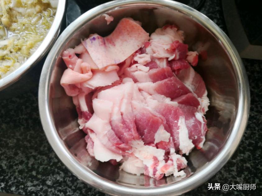 素菜炖菜大全_天冷炖菜食谱_东北酸菜血肠猪肉炖粉条做法