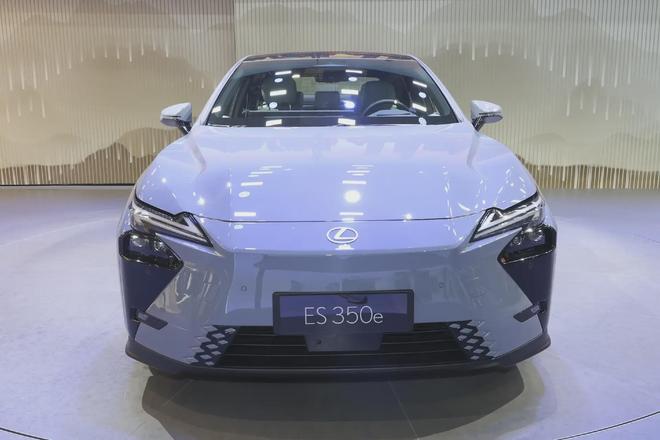 雷克萨斯ES混动与纯电动策略_第八代雷克萨斯ES纯电版设计_雷克萨斯es报价及图片