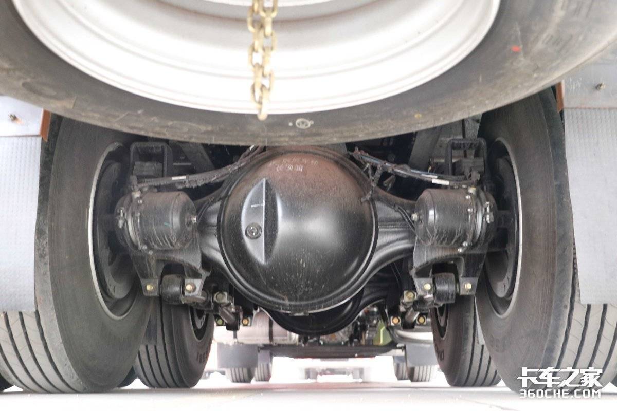 西南地区绿通禽畜运输车_解放j6发动机大修视频_解放J6V 8×4 AMT载货车