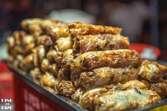 凭祥美食街 夜市 中越美食_广西卫视吃货日记 凭祥烤猪在哪