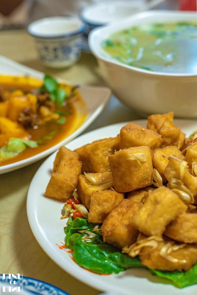 广西卫视吃货日记 凭祥烤猪在哪_凭祥美食街 夜市 中越美食