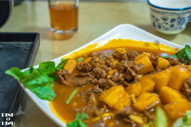 凭祥美食街 夜市 中越美食_广西卫视吃货日记 凭祥烤猪在哪