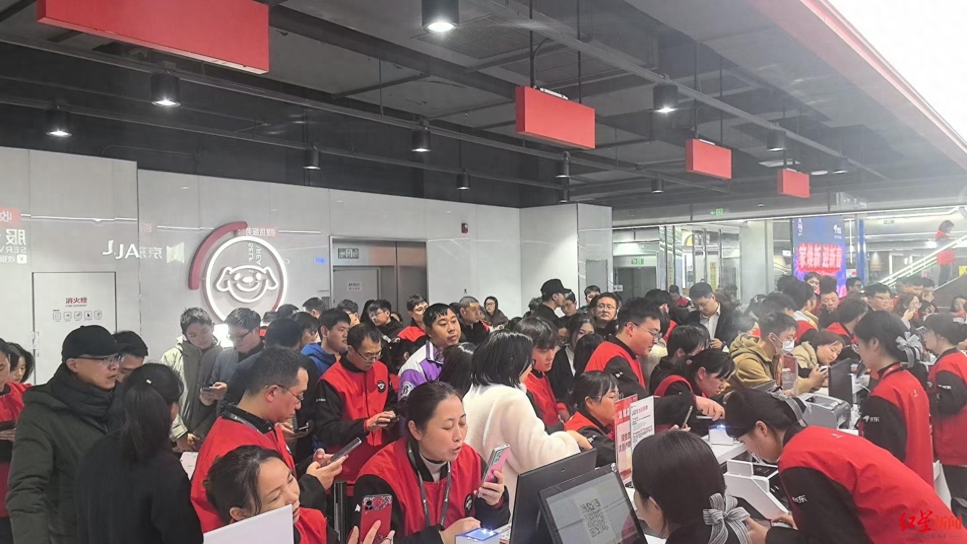 京东MALL成都店手机销售火爆_成都3C数码产品购新补贴_四川数码电子产品批发市场