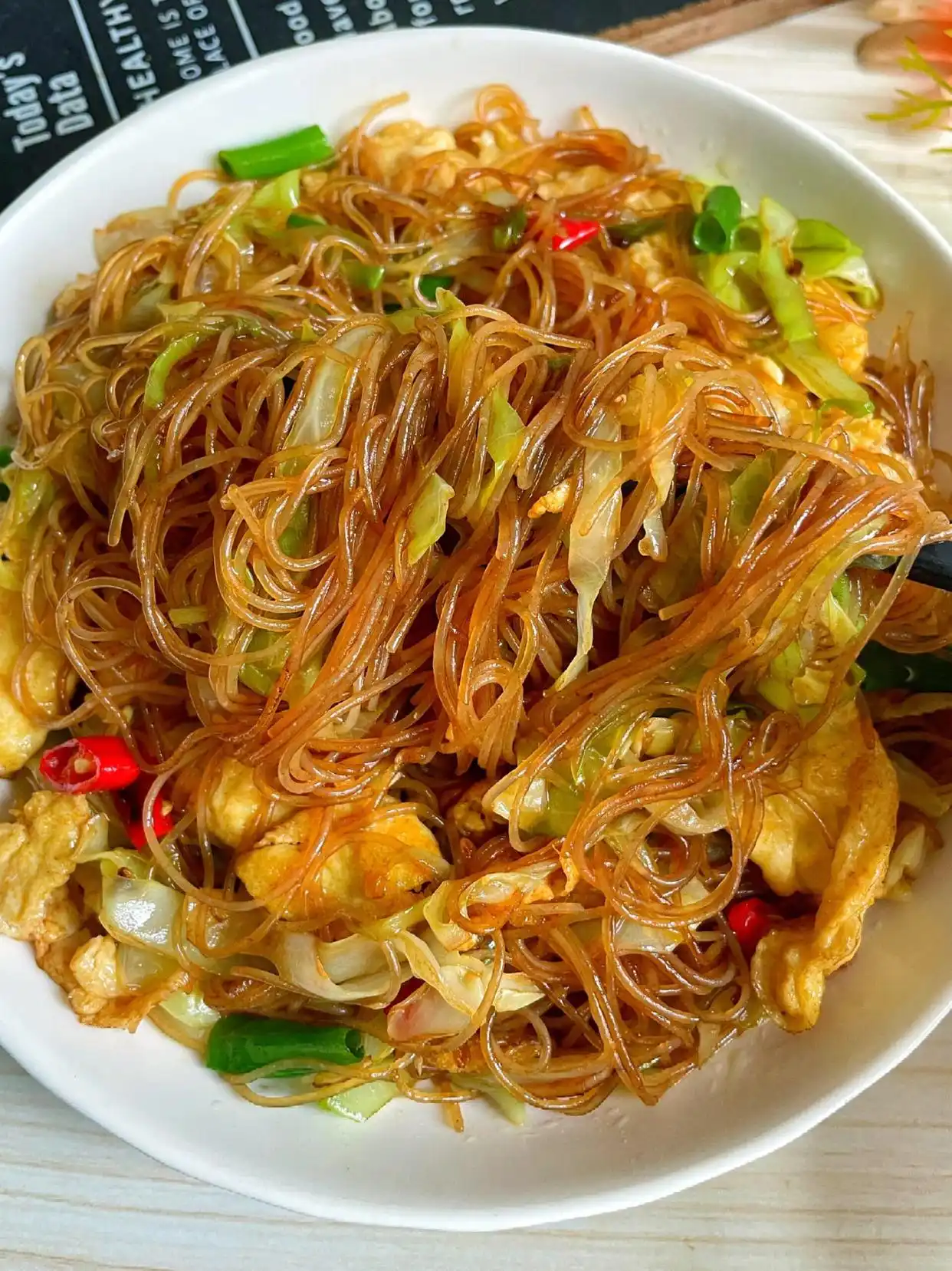 麻辣小龙虾_深夜炒粉_晚上夜宵的图片大全
