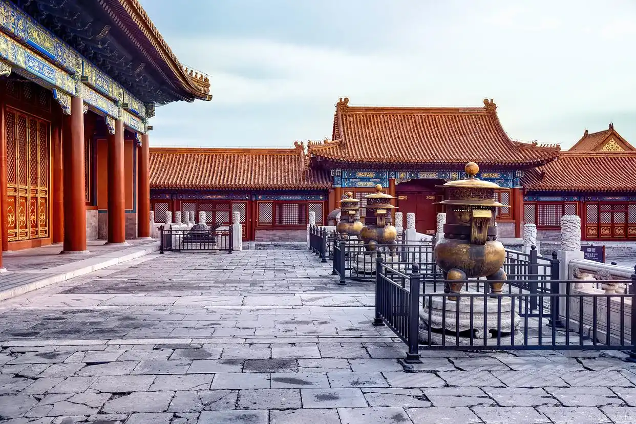 秦王宫明清宫苑清明上河图游玩路线_横店影视城一日游攻略_横店影视城旅游指南