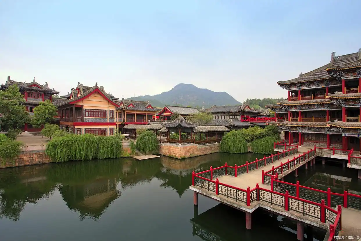 横店影视城旅游指南_秦王宫明清宫苑清明上河图游玩路线_横店影视城一日游攻略