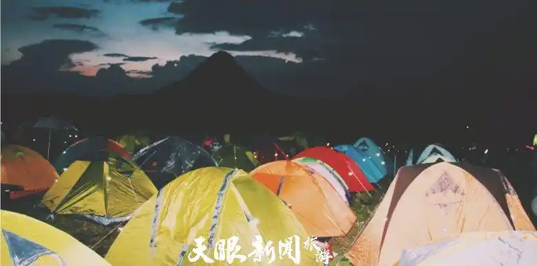 六盘水野玉海自驾露营攻略_野鸡坪露营最佳时节_野鸡坪花海露营体验