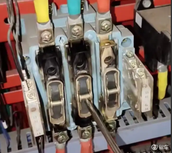 油车启停电池使用场景_启停电瓶作用原理_汽车电池焊接
