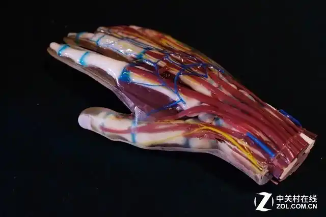 3d打印fdm技术_Polyjet全彩3D打印技术_Stratasys J750彩色3D打印机