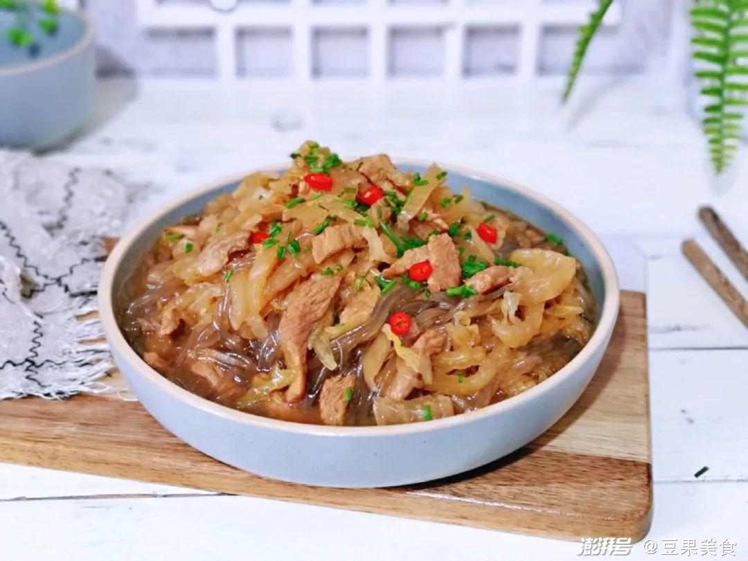 渍菜粉做法_菜菜的美食日记_酸菜炒粉条食谱