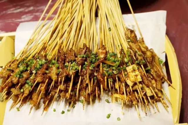 孙二娘湘西烧烤 长沙 雅致湘西风味美食_湖南湘西小吃