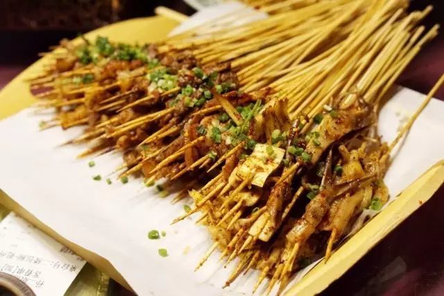 孙二娘湘西烧烤 长沙 雅致湘西风味美食_湖南湘西小吃
