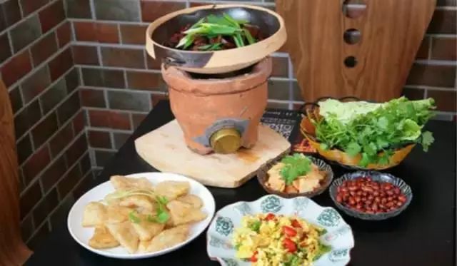湘西菜长沙哪家好吃_湖南湘西小吃_长沙湘西菜推荐