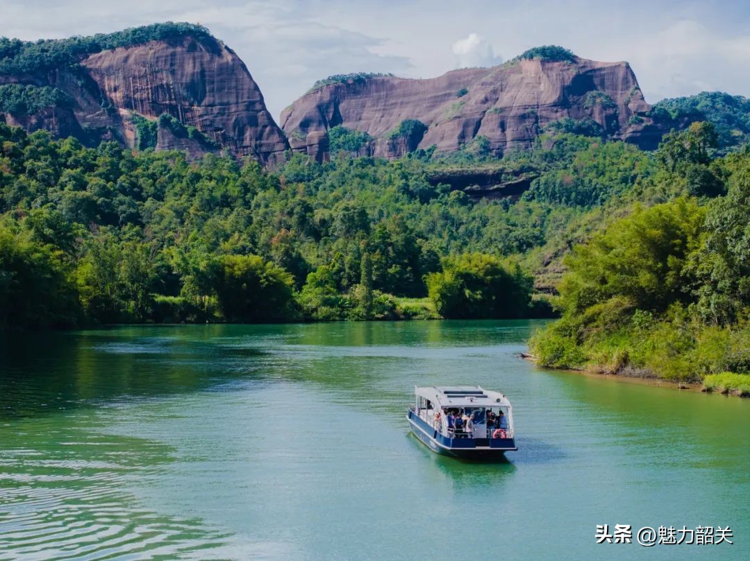 东莞市民免费门票优惠_丹霞山门票优惠政策_广东省有哪个旅游景点有山有水