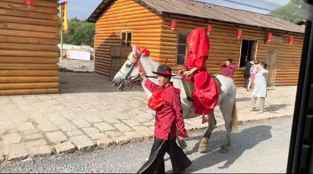 牡丹江艺术小镇林海雪原旅游攻略_横道河子俄罗斯风情小镇林海雪原景区游玩线路_东北三省旅游路线
