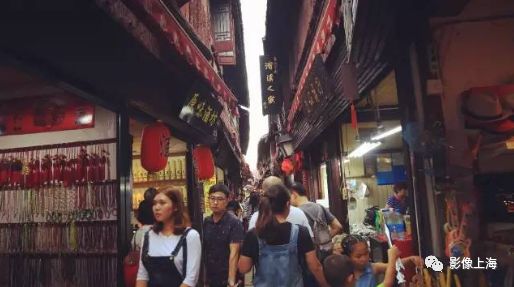 上海古镇名小吃_用英语说上海名吃_周末去上海古镇玩