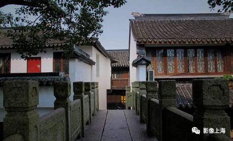 上海古镇名小吃_用英语说上海名吃_周末去上海古镇玩