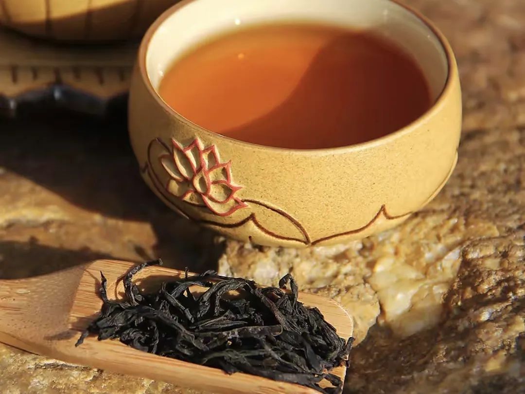中国名茶介绍_有关茶叶知识_茶叶进出口流程详解