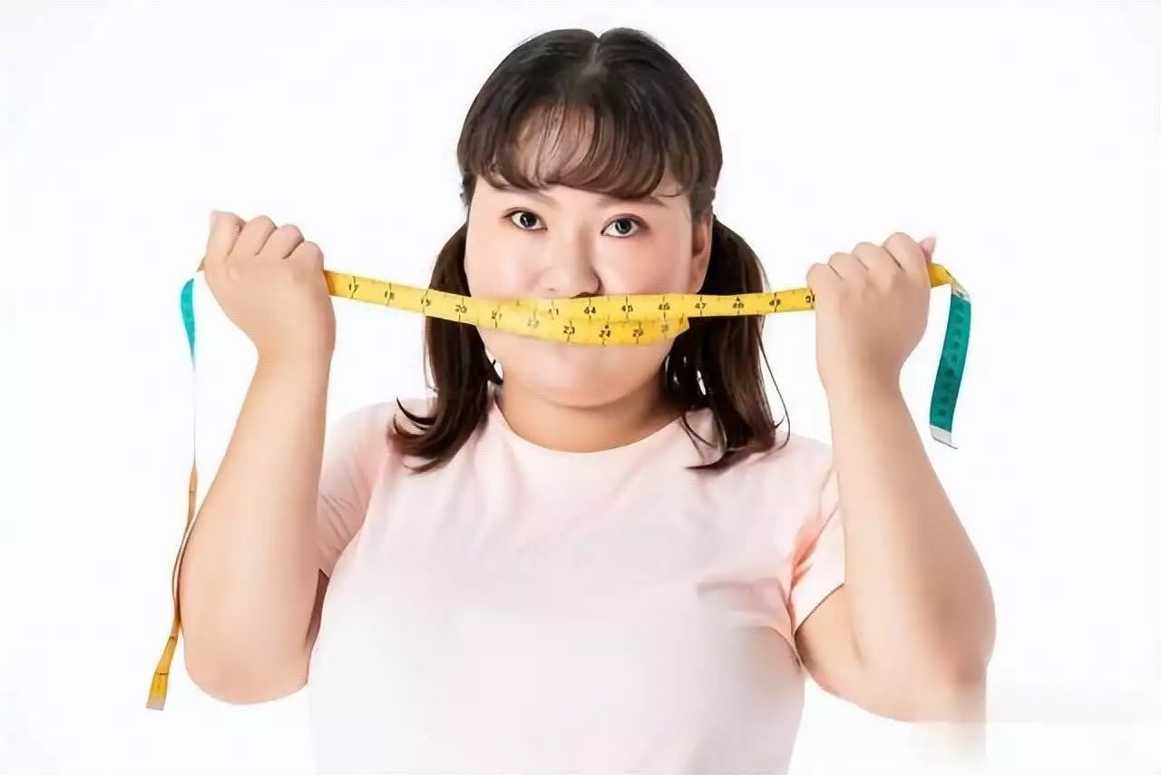 长期不吃晚饭的危害_晚饭吃素菜减肥_晚上不吃饭能不能瘦
