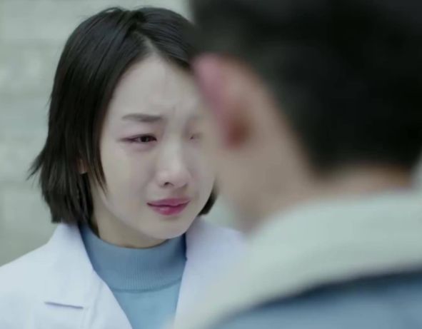 如何走出失恋阴影_怎么才能忘掉一个人_放下感情痛苦