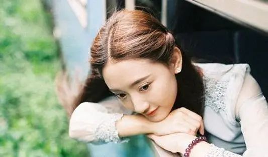 怎么才能忘掉一个人_放下感情痛苦_如何走出失恋阴影