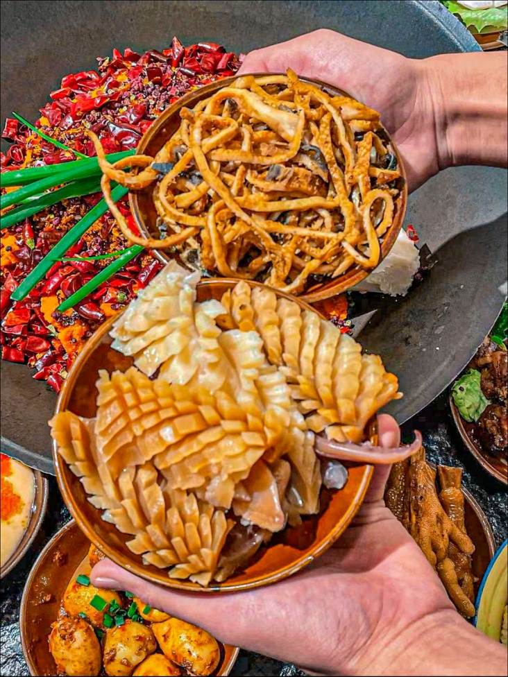 大寨路买卖提烤肉_衢州烧饼_新疆买买提烤肉馕