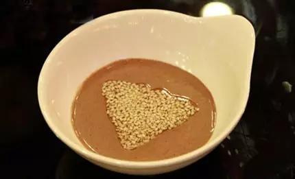 清汤火锅底料_火锅配料菜_牛骨清汤火锅底料