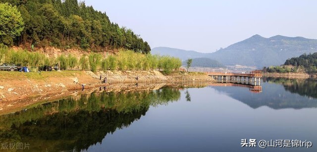 四川十二个钓鱼地点推荐,约上朋友,周末一起去盘它(图2) 四川钓鱼好去处_成都周边钓鱼烧烤的地方_四川知名钓鱼水库