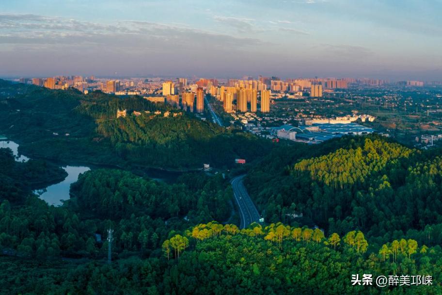 跟着世运游成都,这些「村游」目的地出圈又出片!(图2) 成都周边民宿度假_成都周边钓鱼烧烤的地方_成都周边乡村旅游