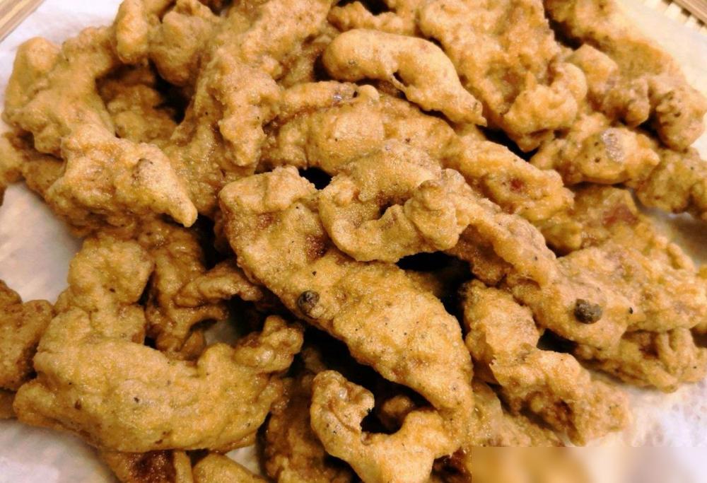 炸酥肉,应该用面粉还是淀粉?实践证明,用这种“粉”口感最好(图5) 酥肉炖菜的各种做法_红薯淀粉炸酥肉做法_炸酥肉怎么做
