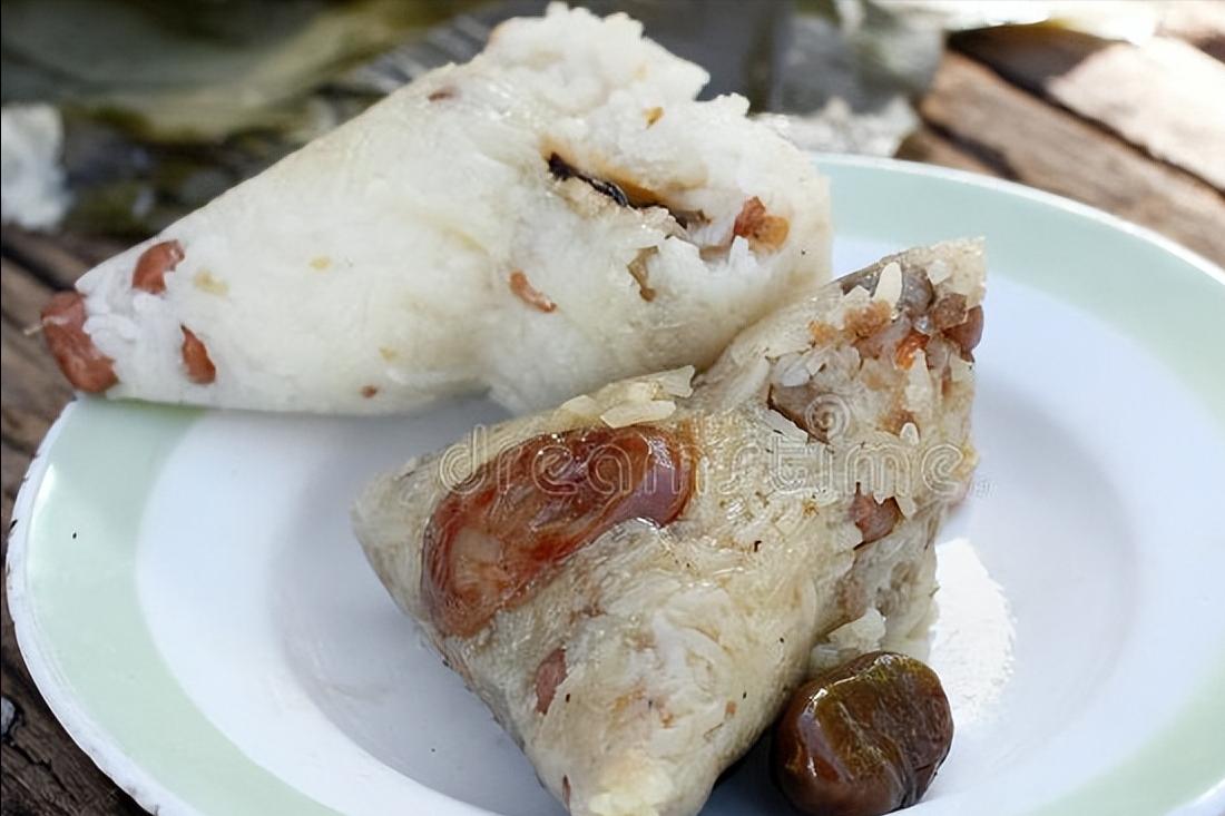 煮粽子,不要只用清水,记得多加2样,更香甜更软糯,营养不流失(图7) 粽子煮法技巧_包粽子的窍门_煮粽子加食盐小苏打