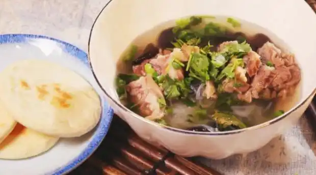 入冬后，“御寒第一肉”要常吃！强肾、益气、补虚劳……搭配三“宝”，效果更好~