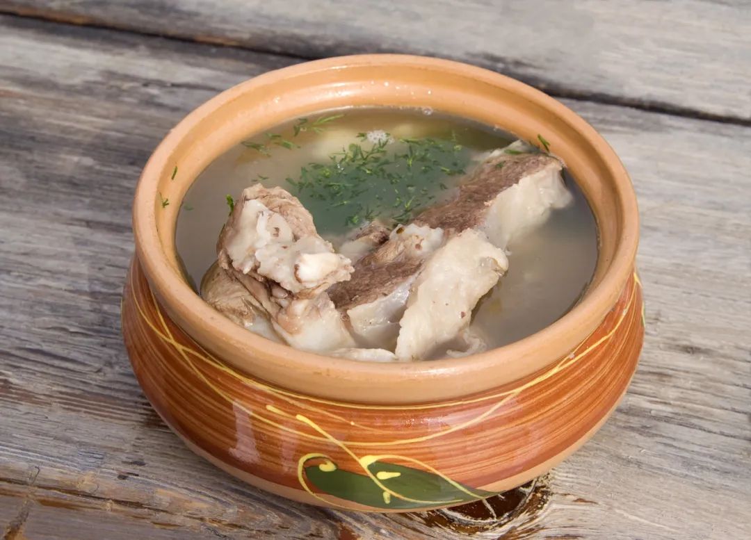 羊肉营养价值表_羊肉性温补虚功效_吃羊肉的好处与禁忌