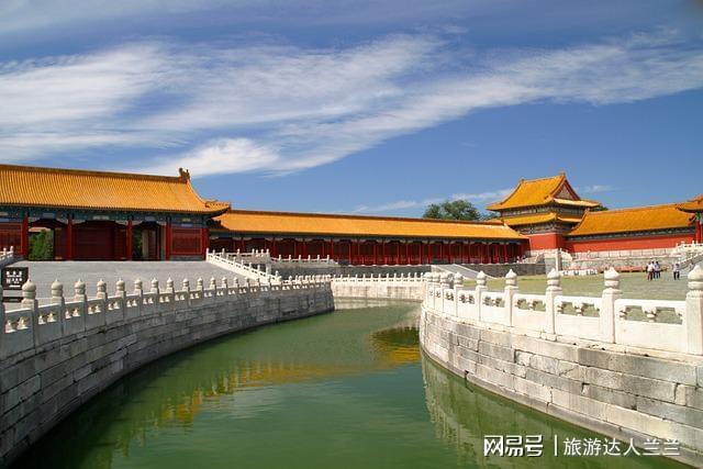 首都北京旅游跟团5天价格,5天行程全费用解析(图3) 北京前门小吃_北京5天深度游行程安排_北京跟团5天游费用解析