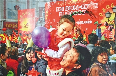 青岛市市北区 文化名片扮靓大美城区(图6) 青岛啤酒街哪家海鲜好_青岛市北区文化客厅_青岛啤酒文化休闲商务区