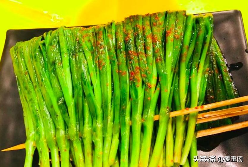 吃烧烤时,聪明人专点“8种食材”,无法造假,老板:懂行人吃货(图8) 淄博烧烤特色食材_新鲜牛羊肉串烤肉_烧烤需要准备什么食材