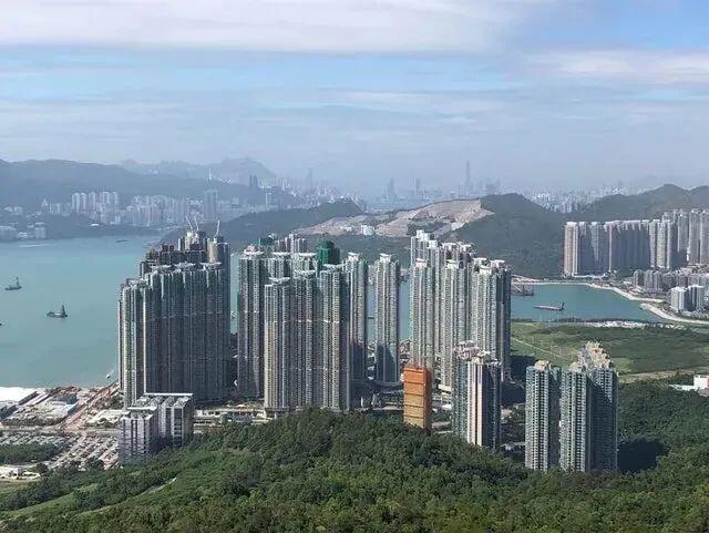 13个香港人中就有一个千万富翁!有钱人最新资产配置曝光!(图6) 香港收入中位数_疫下千万富翁财富变化_香港千万富翁调查2021