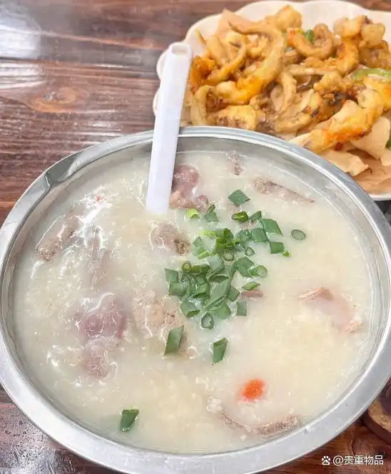 夜宵菜谱大全,佛山夜宵指南:5道经典美食,带你吃透街头烟火气(图3) 宵夜做什么最火_佛山特色牛杂煲推荐_佛山夜宵大排档