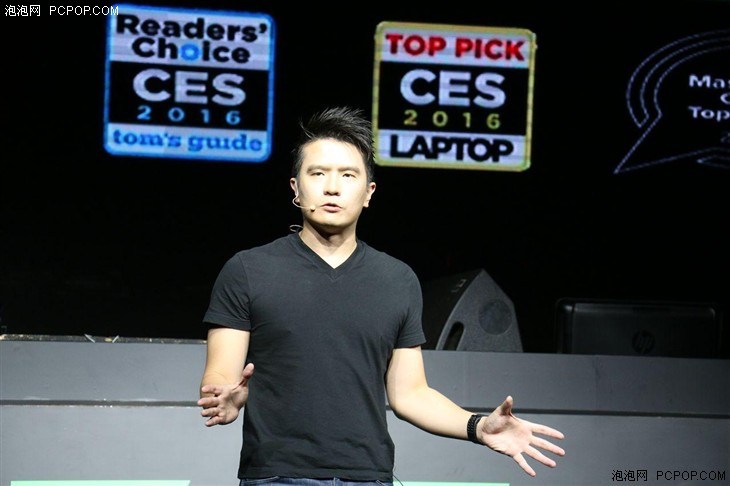 雷蛇灵刃潜行版正式上市 7999元起售(图2) Razer Blade Stealth灵刃潜行版 1.31厘米厚度 12.5英寸触控屏_雷蛇灵刃美国售价_Razer Blade Stealth灵刃潜行版 4K UHD显示屏 100% Adobe RGB色域