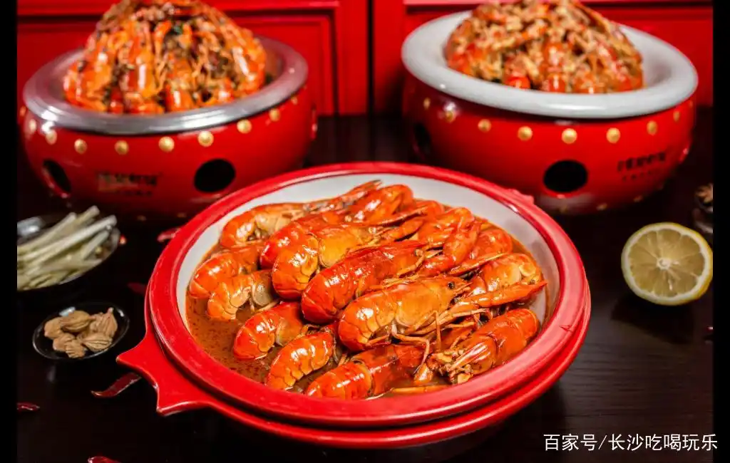 必藏!长沙2020夜宵地图已更新,每一家都值得打卡!(图24) 长沙网红夜宵推荐_长沙夜宵店排名_张家界宵夜美食地址
