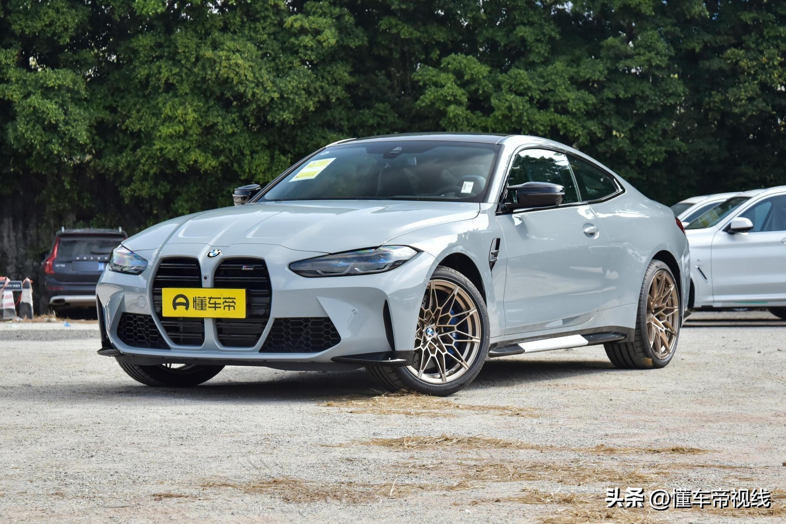 新车 | 售价71.88万元/3.0T直六动力 梅赛德斯-AMG CLE 53 Coupe实拍(图19) 梅赛德斯-AMG CLE 53 Coupe 上市价格 评测_梅赛德斯-AMG CLE 53 Coupe 外观内饰设计 参数_2025奔驰ecoupe报价