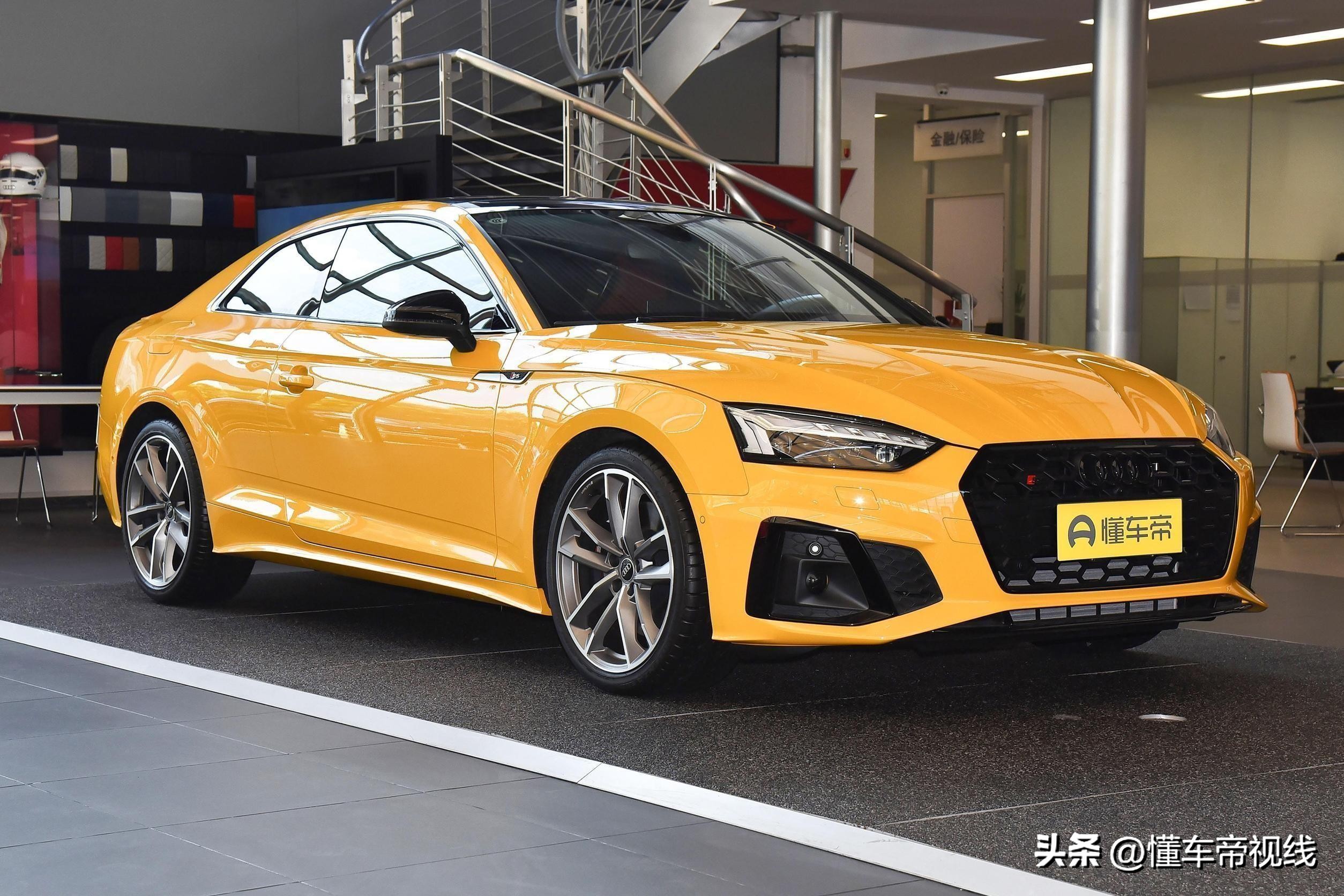 新车 | 售价71.88万元/3.0T直六动力 梅赛德斯-AMG CLE 53 Coupe实拍(图20) 梅赛德斯-AMG CLE 53 Coupe 上市价格 评测_2025奔驰ecoupe报价_梅赛德斯-AMG CLE 53 Coupe 外观内饰设计 参数